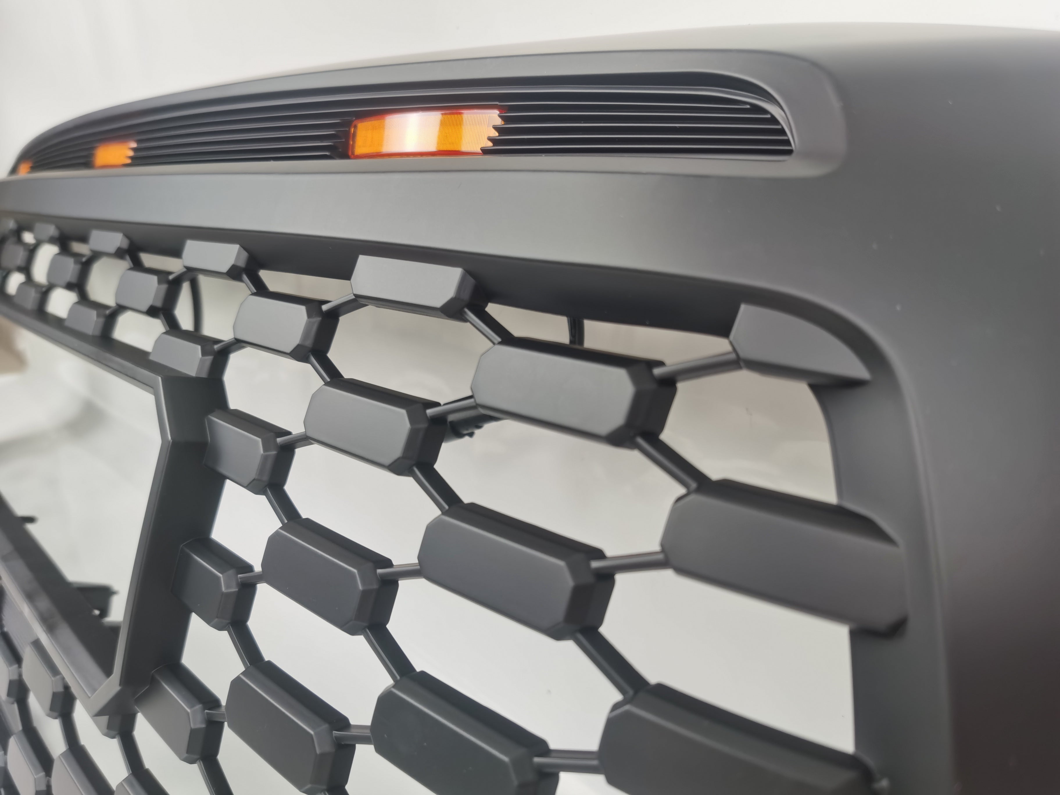 Tundra TRD Style Grille with Amber LED kits, fit for Tundra 2007 2008 2009 2010 2011 2012 2013 All models (US Stock)